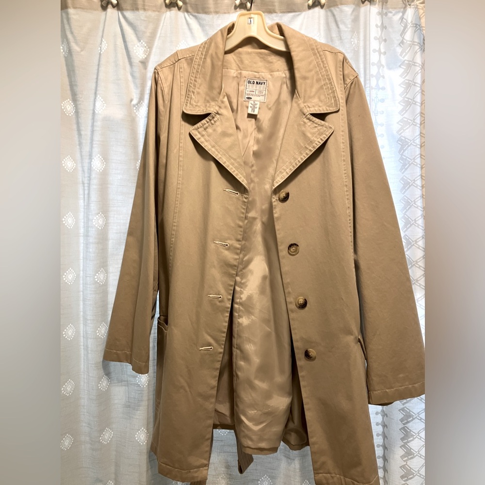 Old Navy Women’s Trench Coat size XXL